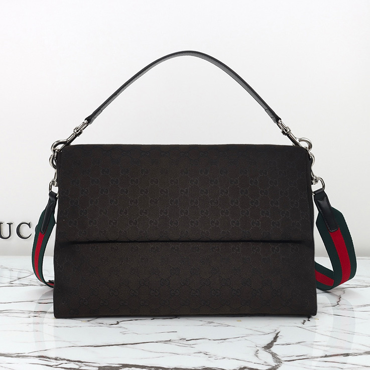 구찌 웹 디테일의 미디엄 GG 크로스백 2컬러 821616