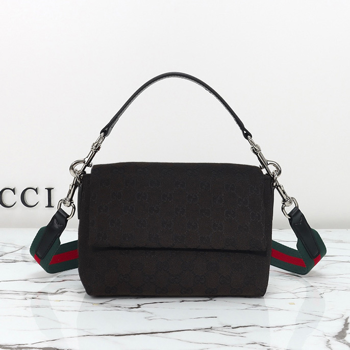 구찌 웹 디테일의 스몰 GG 크로스백 2컬러 821617