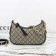 구찌 GG 엠블럼 스몰 숄더백 2컬러 847447