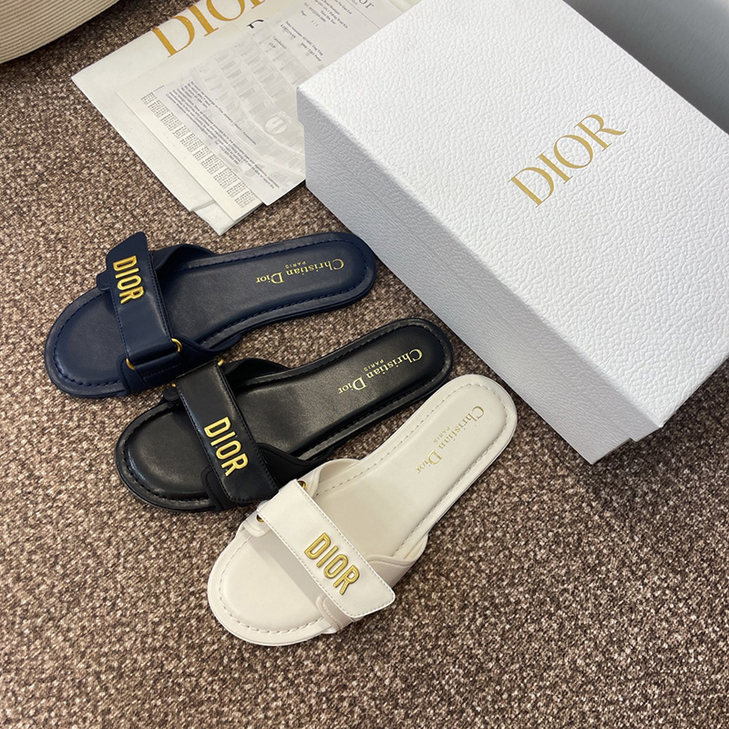 디올 럭키 디올 액트 뮬 슬라이드 슬리퍼 스카이 3컬러 KCO352CRR_S25B