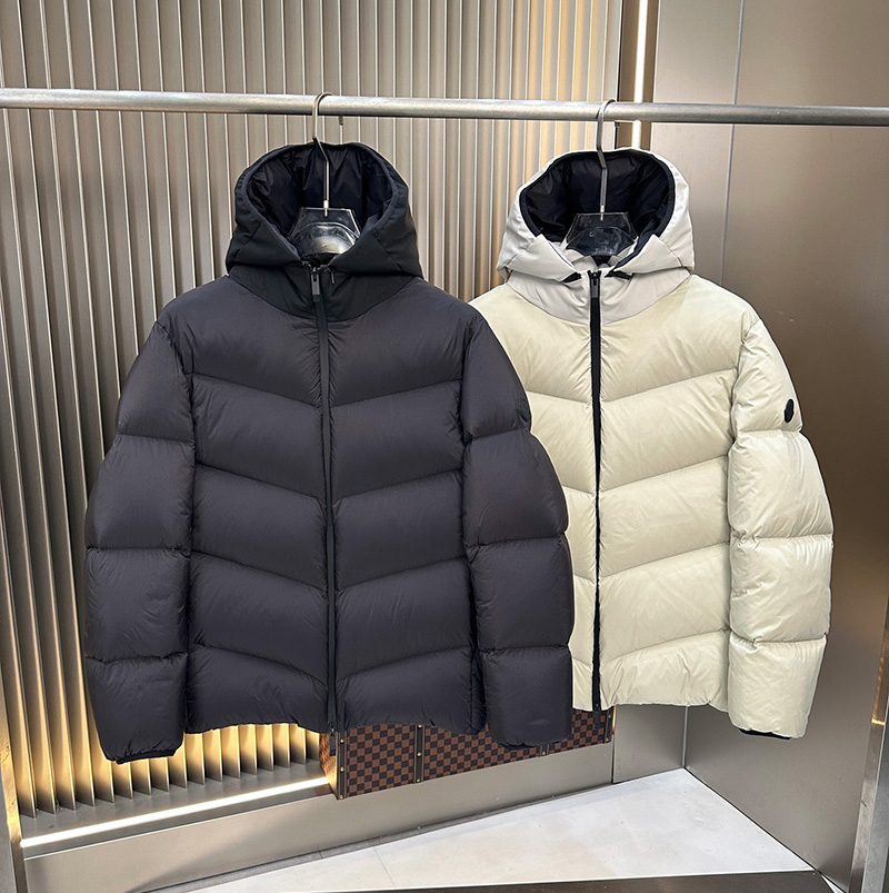 몽클레어 Forez 포레즈 후드 남성 다운패딩 2컬러 K20911A00156597YD999 +