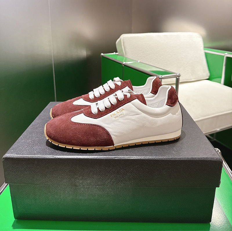 프라다 나파 가죽 스웨이드 스니커즈 와인 1E151O