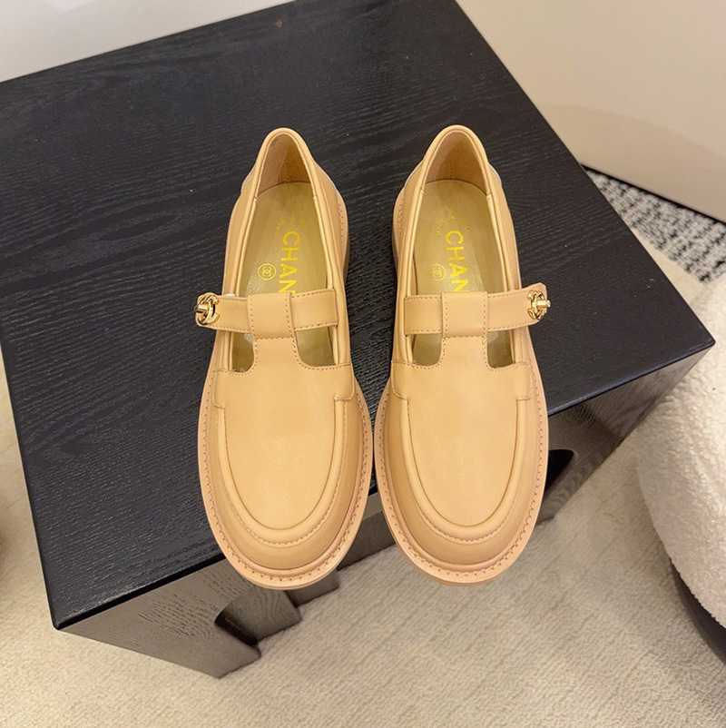 샤넬 25FW 클래식 여성 로퍼 카프스킨 버건디 금장 옐로우 G46799