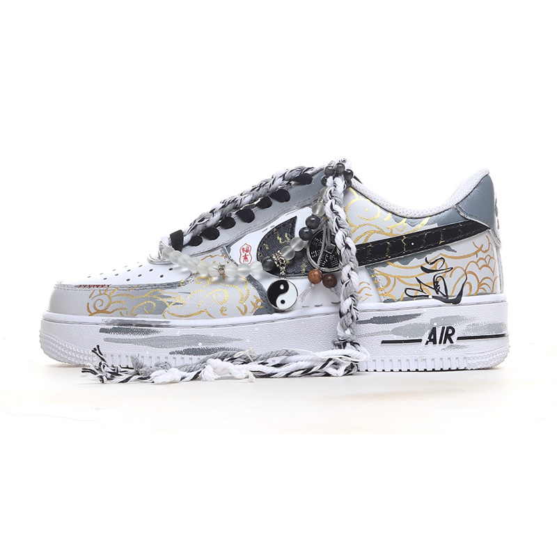 나이키 에어포스 로우1  CW2288-111