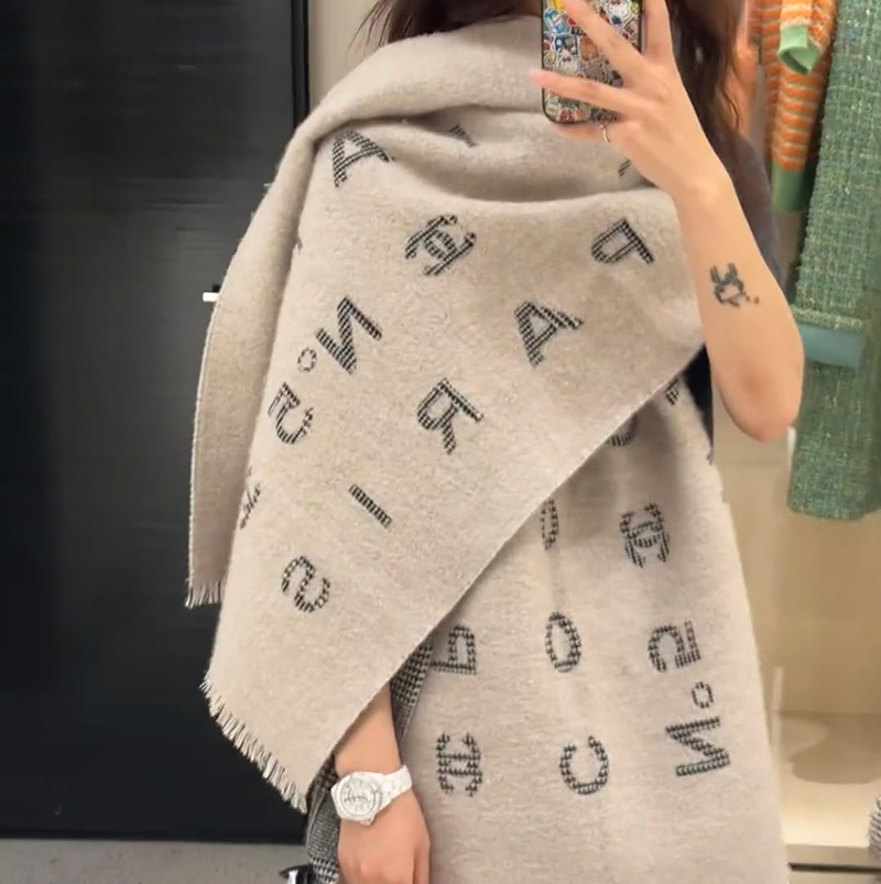 샤넬 고품질 스카프 머플러 2컬러 78