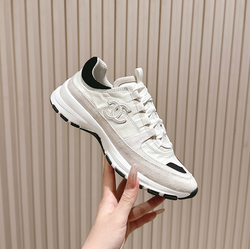 샤넬 25FW CC로고 라미네이티드 벨벳 스니커즈 화이트 G46609