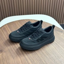 몽클레어 로우탑 스니커즈 블랙 K209A4M00200M709121I