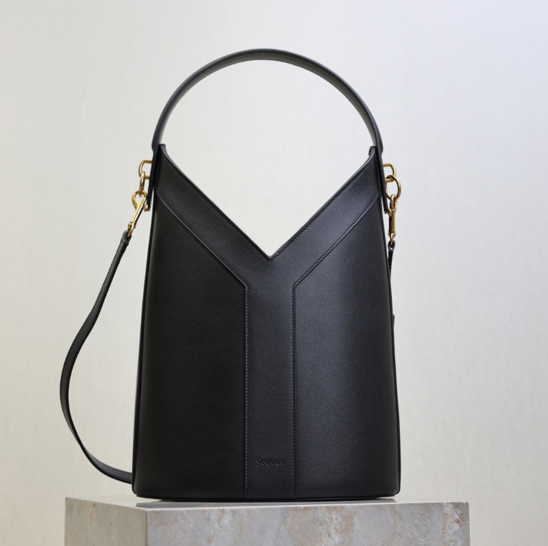 생로랑 가죽 소재 Y 탑 핸들 버킷 백 840891