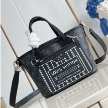 루이비통 여성 네버풀 반둘리에 인사이드 아웃 BB M15210