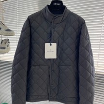 몽클레르 우아즈 다이아몬드 퀼팅 숏 다운 재킷 2컬러 K20911A00084597X2779   C