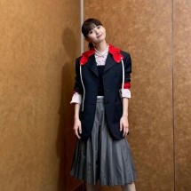 미우미우 더블 브레스티드 모헤어 테크니컬 폰지 자켓 MH1999  Y