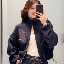 미우미우 SS26 집업 크롭 스웨트셔츠 MJLA09  D