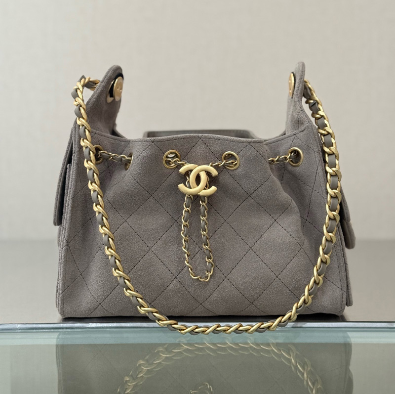 샤넬 26C 크루즈 25백 미니 스웨이드 CC 체인 호보백 그레이 골드 메탈 AS5631