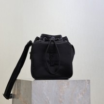 생로랑 스몰 모노그램 나일론 버킷백 블랙 793238