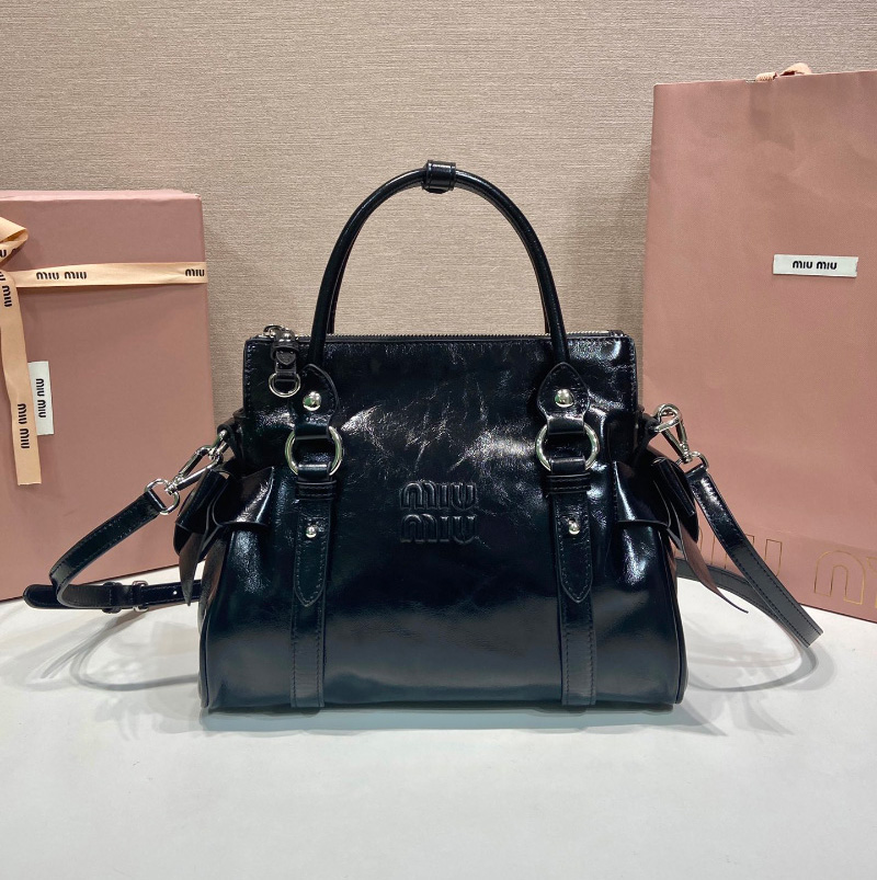 미우미우 빅리본장식 탈부착 조절식 토트백 블랙 5BA327