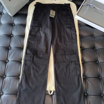 발렌시아가 26SS  스트레이트 팬츠 858141TSVK61041  H