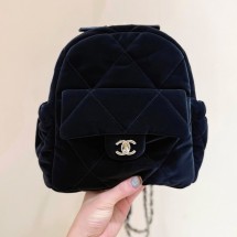 샤넬 코코네쥬 벨벳 백팩 AS5679