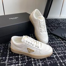 프라다 다운타운 여성 스니커즈 1E792M038