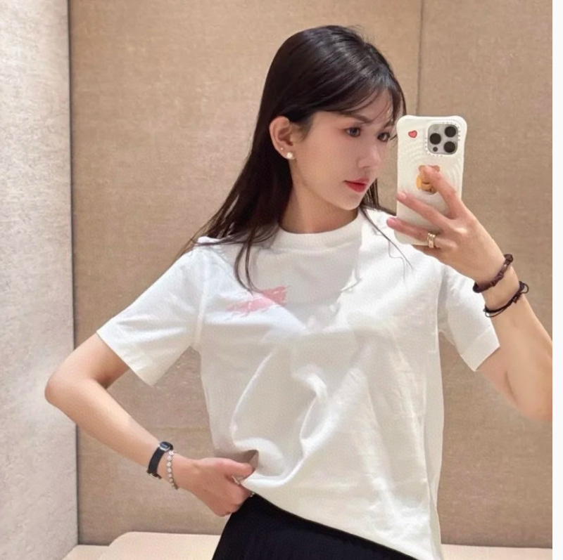 버버리 여성 티셔츠 81068161 H