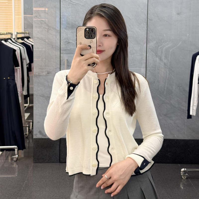 톰 브라운 4 바 스트라이프 텍스처 가디건 FKC664AY1045100  H