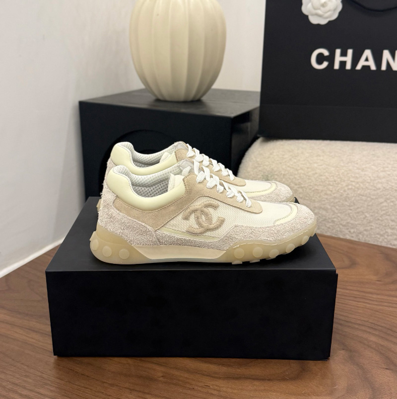 샤넬 26SS CC 로고 믹스드 파이버 스웨이드 스니커즈 베이지 G47269