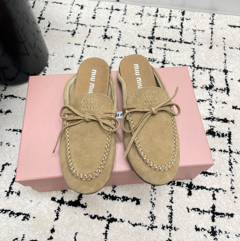 미우미우 26SS  여성 스웨이드 뮬 5R604E  X
