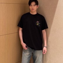 디올 시크릿 가든 모티브 반팔티 2컬러 693J640A3282  H