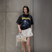발렌시아가 반팔 남여공용 티셔츠 764235TUVO61041  Y