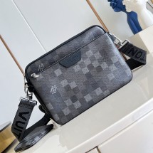 루이비통 남성 숄더백 트리오 메신저 Damoflage M28602