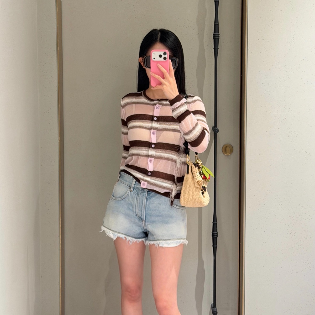 로에베 여성 가디건 2컬러  S616Y16K26  H