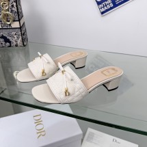 디올 까나쥬 힐 뮬 퀼티드 까나쥬 램스킨 3.5CM 아이보리 KCO546CQL