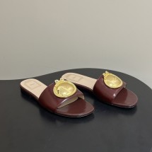 디올 메달리옹 버클 슬라이드 슬리퍼 레드  KCO694LAB