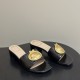 디올 메달리옹 버클 힐 슬라이드 슬리퍼 4.5CM 블랙 KCO695LAB