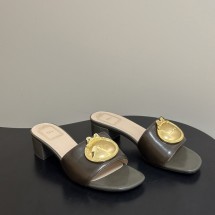 디올 메달리옹 버클 힐 슬라이드 슬리퍼 4.5CM  KCO695LAB