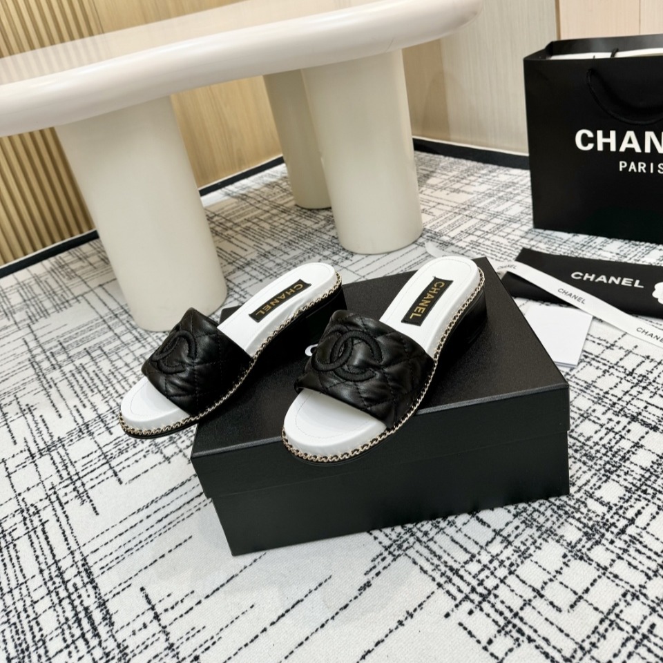 샤넬 CC로고 체인 로우힐 굽4CM 슬리퍼 2컬러 G46301  JM