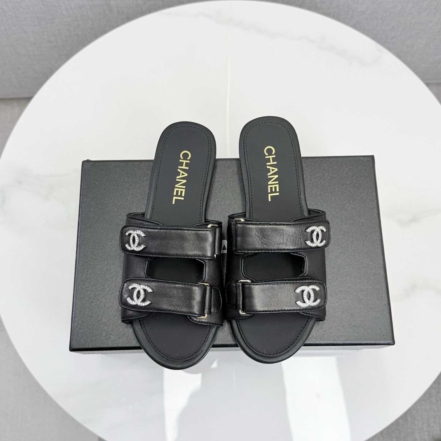 샤넬 뮬 램스킨 블래 슬리퍼 G47043  JM