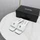 샤넬 26SS 턴 락 CC 가죽 뮬 샌들 굽1.5CM 화이트 G47213  JM