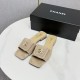 샤넬 26SS 턴락 CC 스웨이드 뮬 샌들 굽1.5CM 베이지 G47213  JM