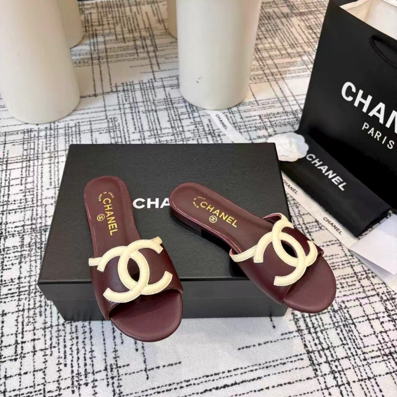 샤넬 뮬 샌들 플랫 CC로고 램스킨 버건디 슬리퍼 G47260  JM
