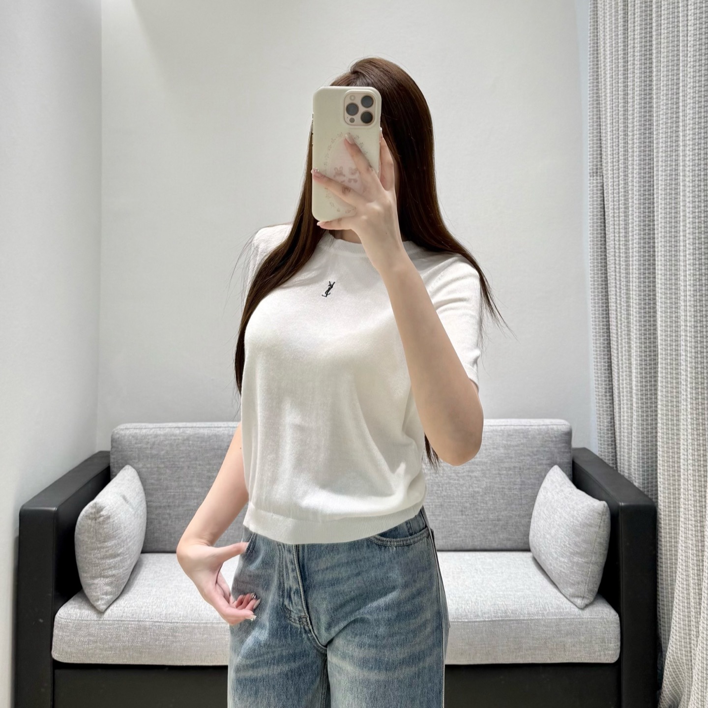 생로랑 고품질 여성 반팔 티셔츠 2컬러 01 H
