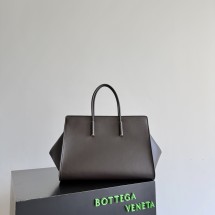 보테가베네타 바바라 브라운 토트백 868327